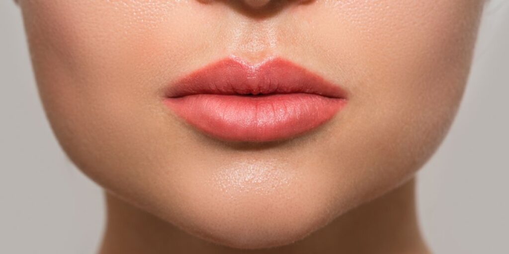 Tips for Maintaining Healthy Lips During the Hot Summer Months Tips for Maintaining Healthy Lips During the Hot Summer Months