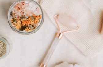 How Can You Create a Simple Personal Care Routine for Busy People?